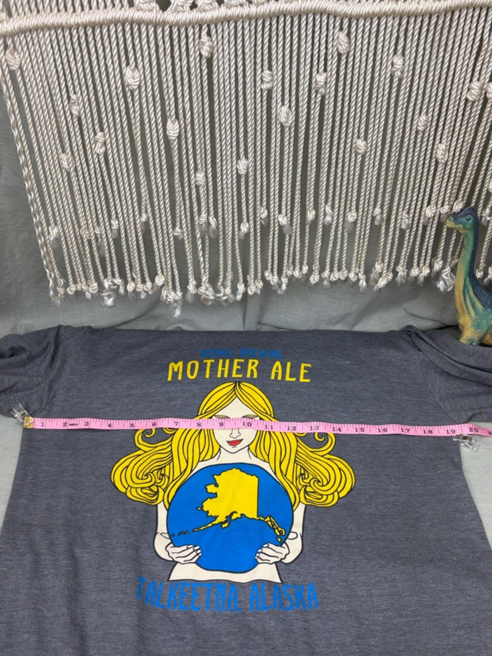 Denali Brewing Mother Ale Talkeetna, Alaska Gray Graphic T-Shirt | M - Picture 7 of 7
